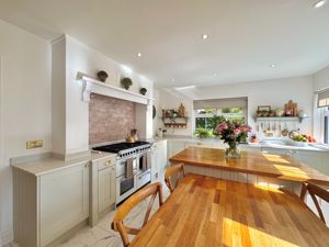 Photo 11- click for photo gallery